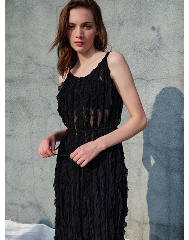 Ariana Natural Pleats Chiffon Dress_Black
