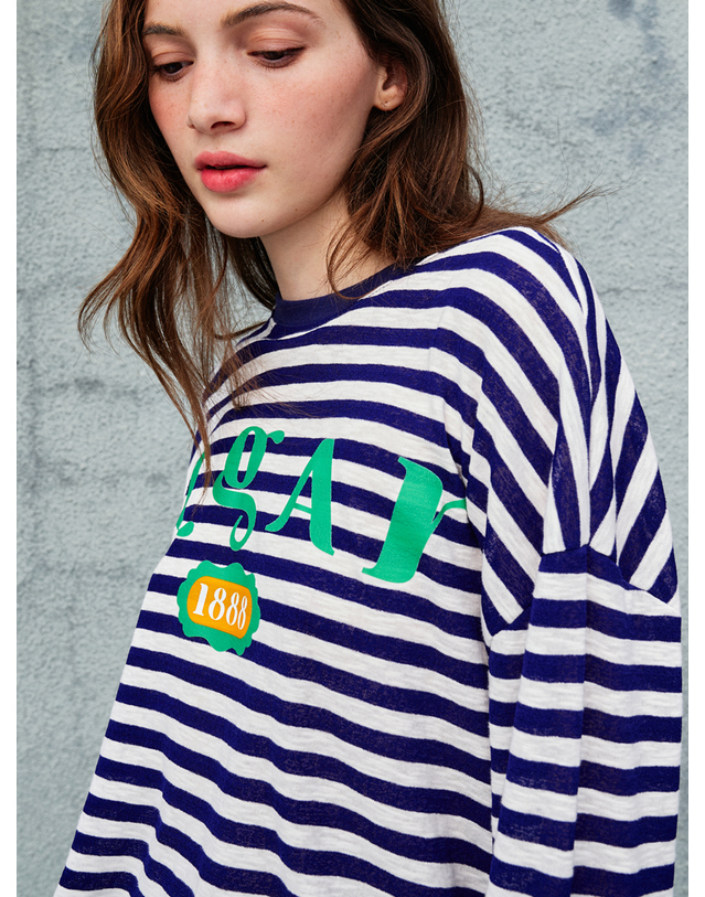 쏘리투머치러브 Loose Fit Drop Shoulder Stripe T-shirt_Blue 착용컷