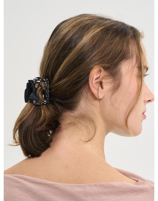 쏘리투머치러브 Leather Jewel Square Hair Claw Clip_Black 착용컷