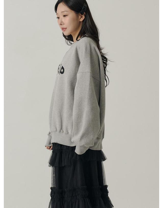 쏘리투머치러브 [인플루언서 세영 w/] Keep Sparkling Sweatshirt_Gray 착용컷