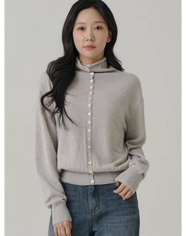쏘리투머치러브 [인플루언서 세영 w/] Button Down Cashmere Turtleneck Knit Sweater_Gray