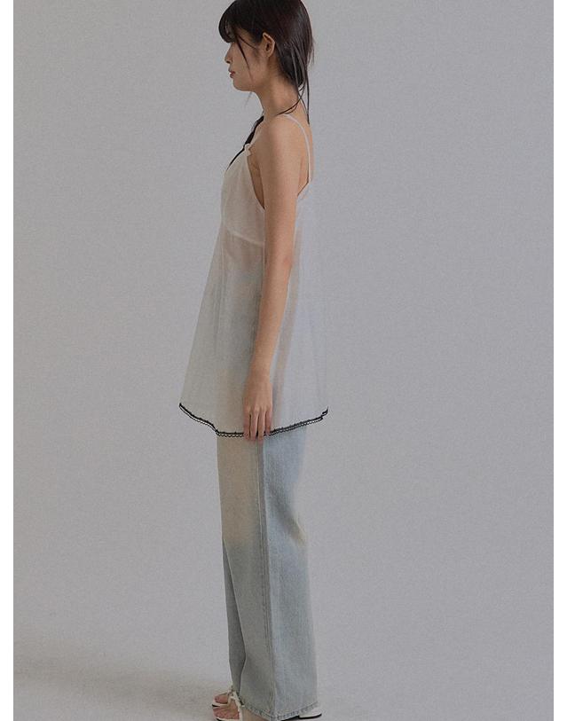 쏘리투머치러브 Ethereal Lace Bustier Sheer Dress_White 착용컷