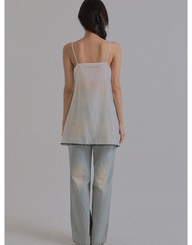쏘리투머치러브 Ethereal Lace Bustier Sheer Dress_White 착용컷