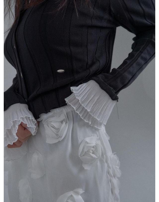 쏘리투머치러브 Pure Elegance Knit Cardigan_Black 착용컷