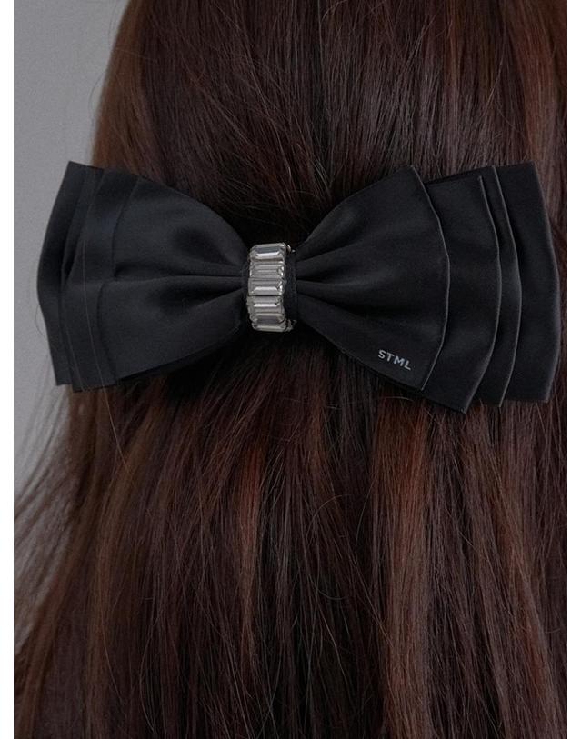 쏘리투머치러브 Crystal Buckle Satin Ribbon Hairpin_Black 착용컷