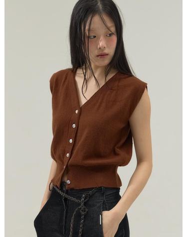 Opal Glow Button V-Neck Knit Vest_Brown