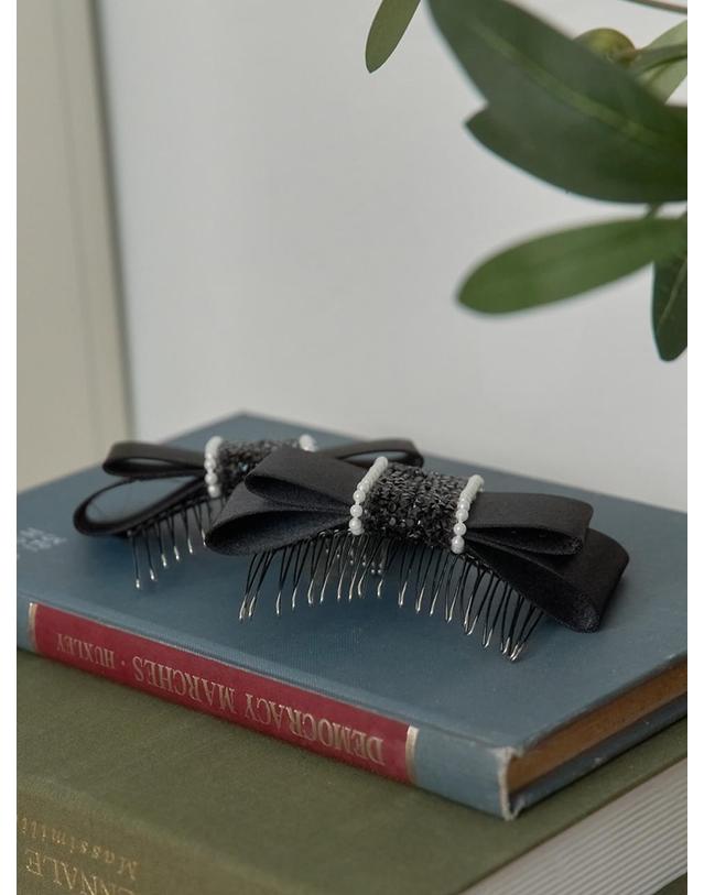 쏘리투머치러브 Crystal Ribbon Hair Comb_Black 착용컷