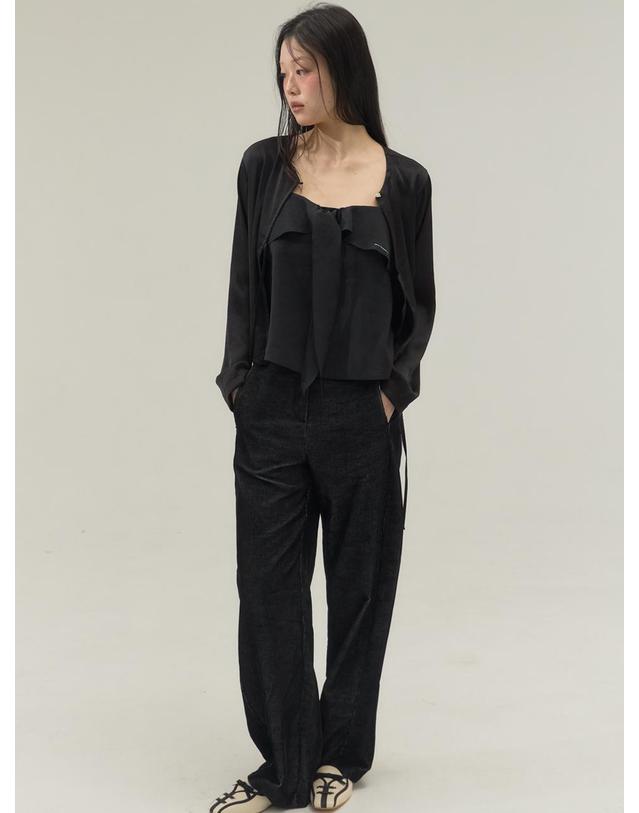 쏘리투머치러브 Draped Ribbon Camisole Top_Black 착용컷