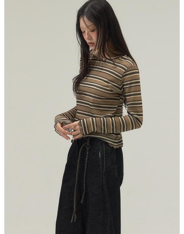쏘리투머치러브 Faded Stripe Boatneck Top_BLACK 착용컷