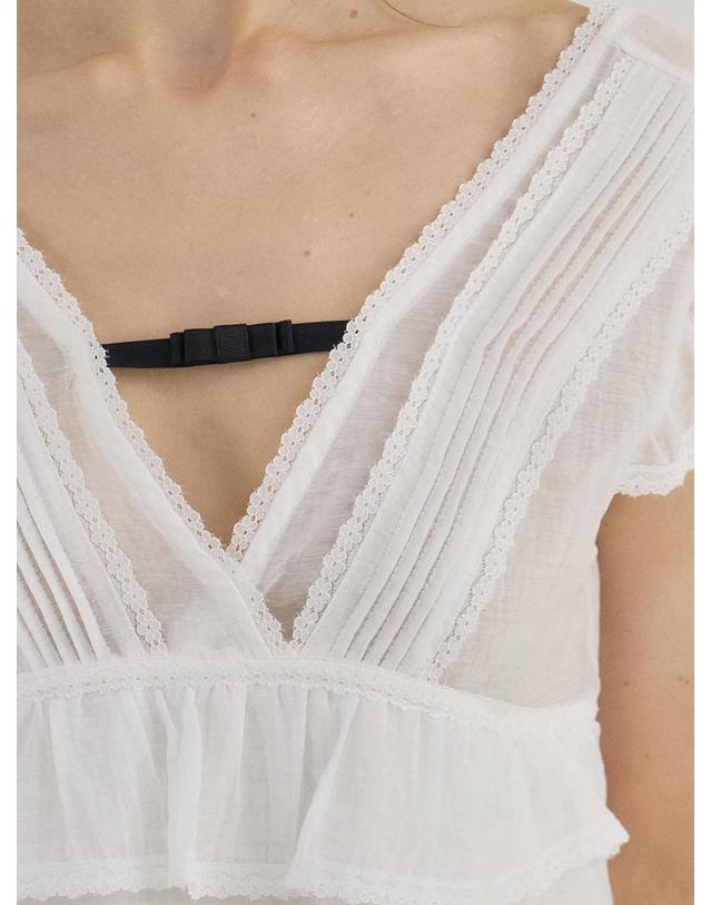 쏘리투머치러브 Pintuck Lace Tiered Blouse_Ivory 착용컷