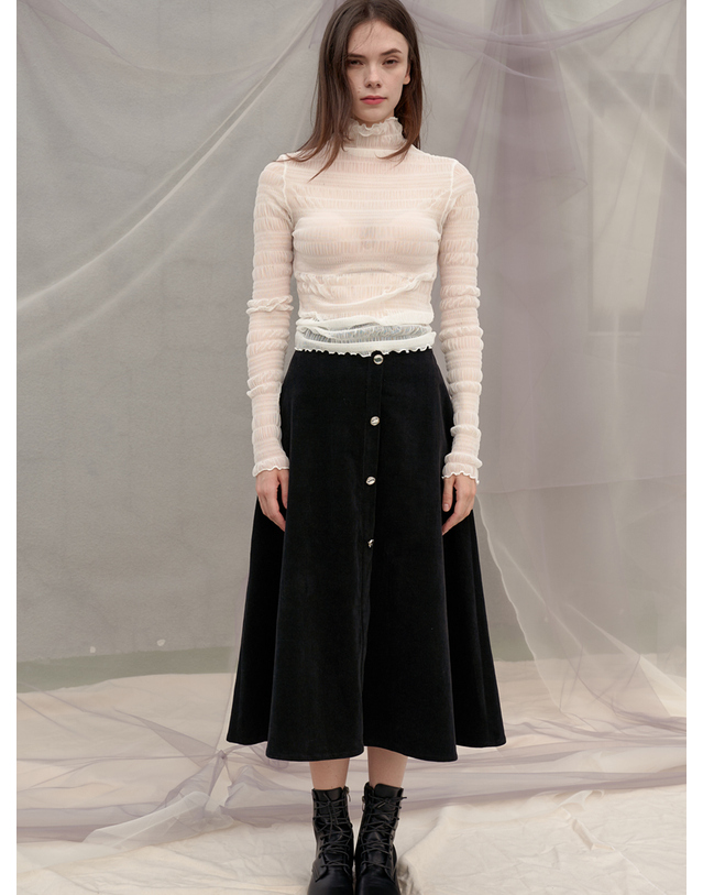쏘리투머치러브 Cien Shirring See Through Turtleneck Top_Ivory 착용컷