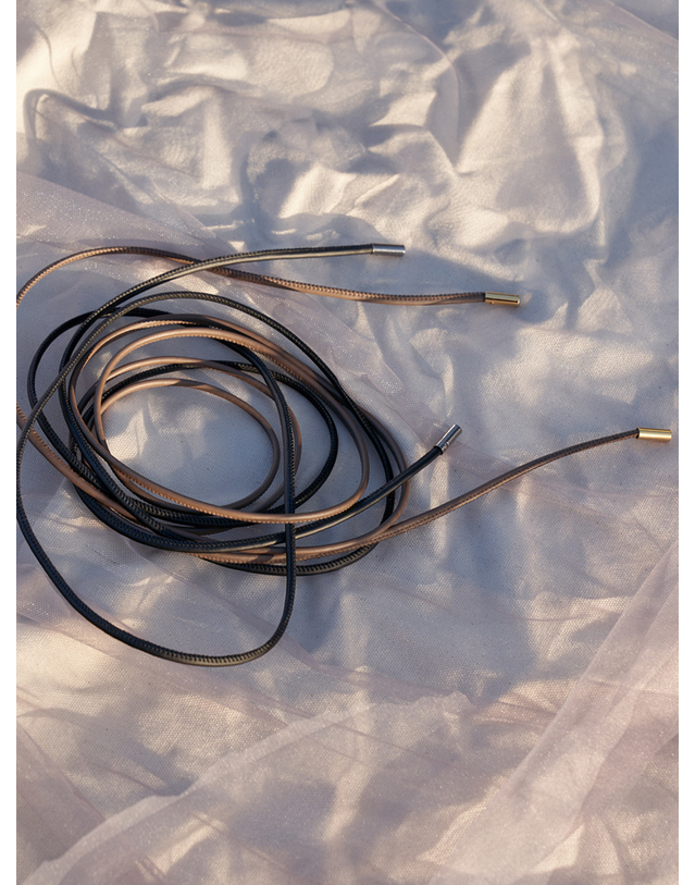 쏘리투머치러브 Faux Leather Long String Belt_Brown Black 착용컷