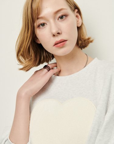 Melange- Boucle heart Special silhouette sweat shirt