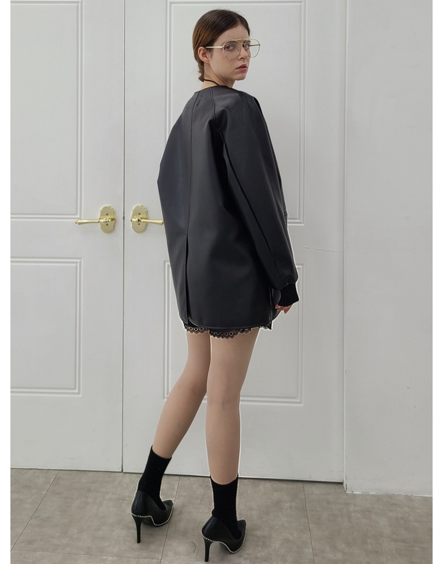 프리톤 FAUX레더 카라리스 자켓 faux leather jacket 블랙 착용컷
