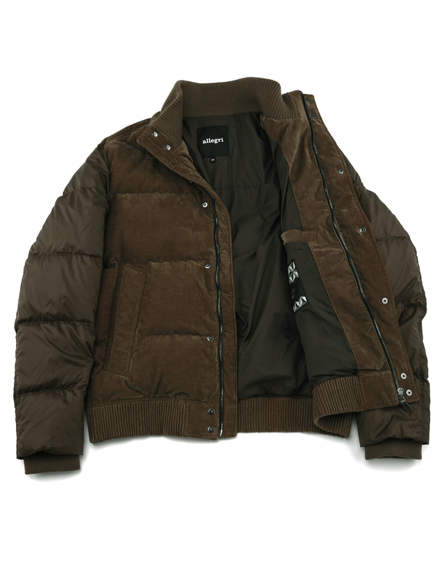 알레그리 딥브라운《X-Velour》[Siberian Goose]하이브리드 점퍼 진한 브라운 착용컷