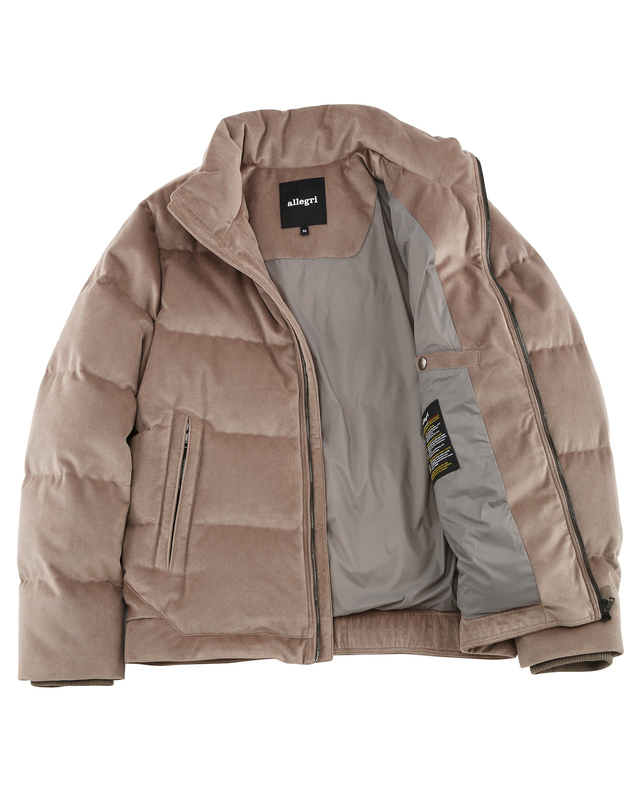 알레그리 베이지 《Twill Velour》 [Siberian Goose] 푸퍼 점퍼 착용컷
