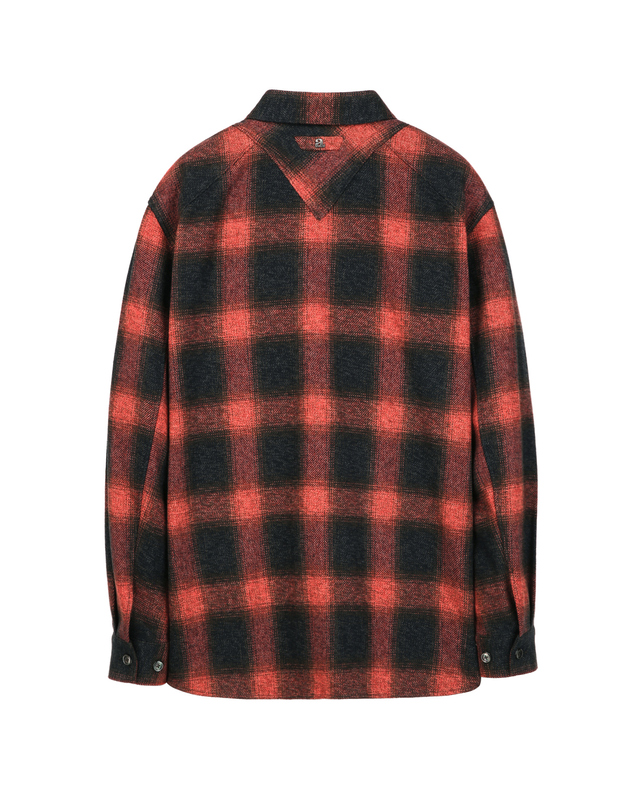 알레그리 다크레드《Cozy Flannel》세미오버핏 셔츠 진한 레드 착용컷