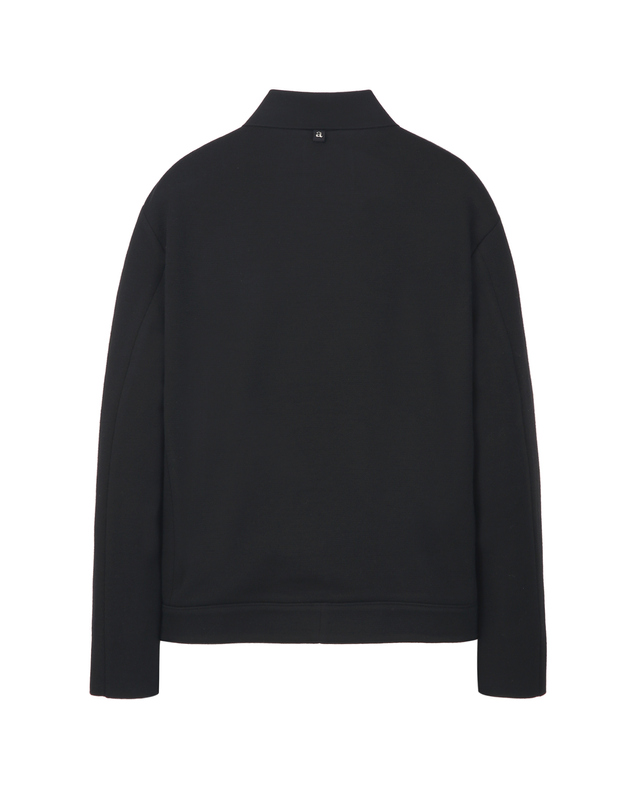 알레그리 블랙《WoolMilano》Minimal 카라 점퍼 착용컷