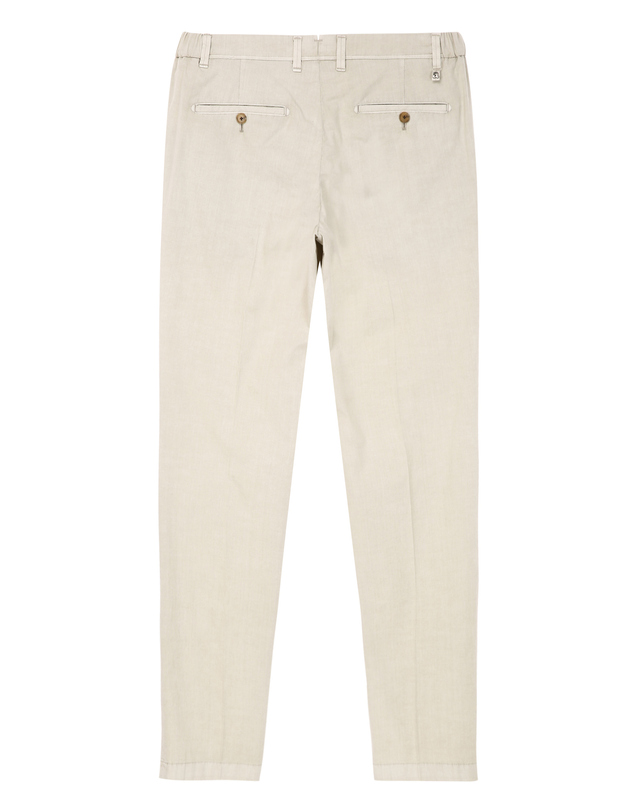알레그리 SONDRIO 아이보리 스트레치 코튼 [Slim Fit] 치노 팬츠 착용컷