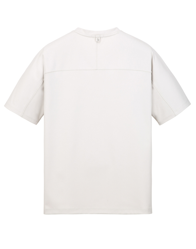 알레그리 라이트베이지《LuxCool Phase》[New Comfort Fit] 라운드 티셔츠 밝은 베이지 착용컷