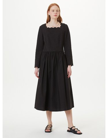ROUND CUT TWEED DRESS (BLACK)
