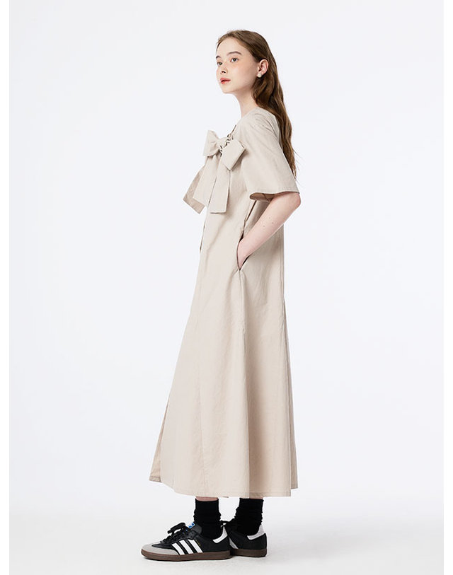 더스튜디오케이 RIBBON POINT GORED FLARE SHIRT DRESS (BEIGE) 착용컷