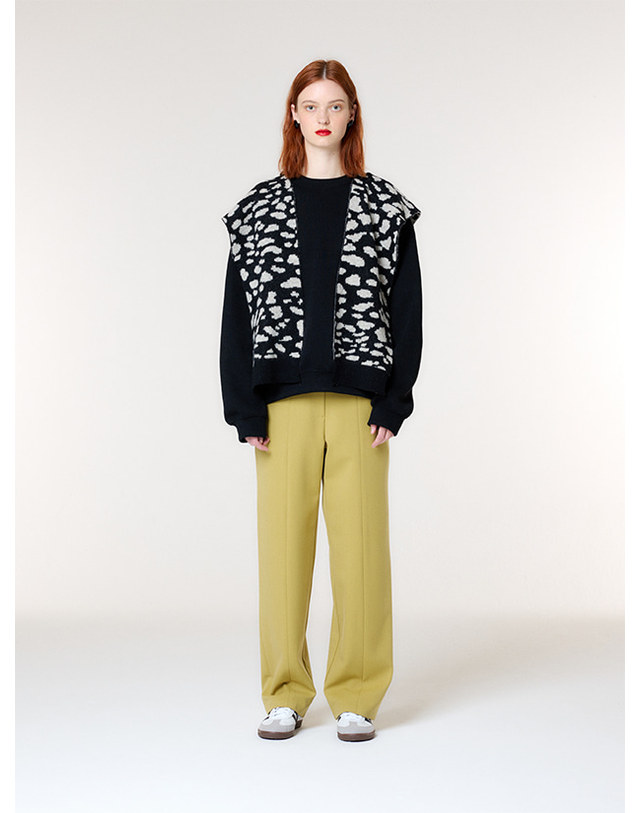 더스튜디오케이 LEOPARD SHAWL LAYERD KINT TOP(BLACK) 착용컷