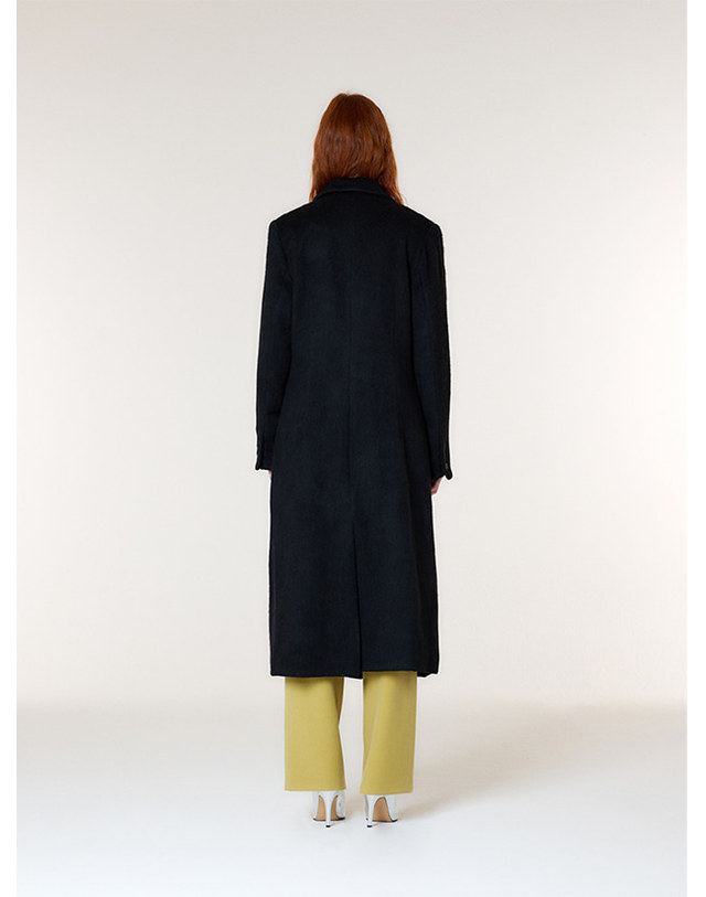 더스튜디오케이 DOUBLE BREASTED SLIM WOOL COAT(BLACK) 착용컷