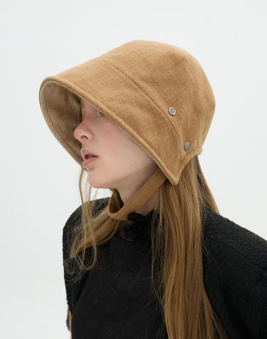 Classic Strap Bonnet - Beige