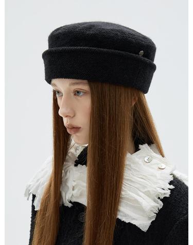 Diana Pillbox - Black