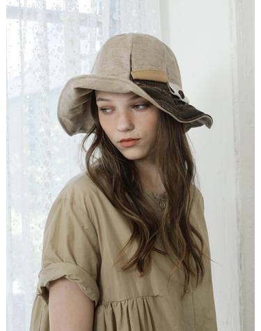 Button detail bell hat - Beige