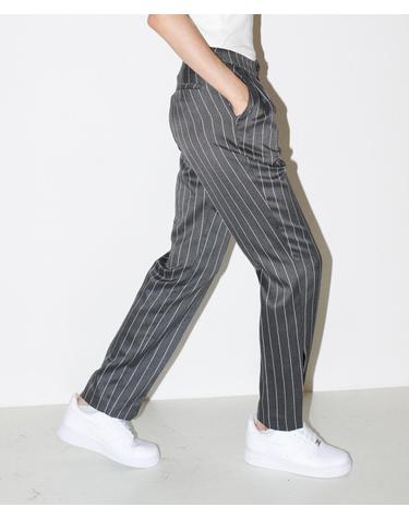 채뉴욕 [아이즈원 안유진 착용] Not a Cliche tailored trouser [Stripe Grey]
