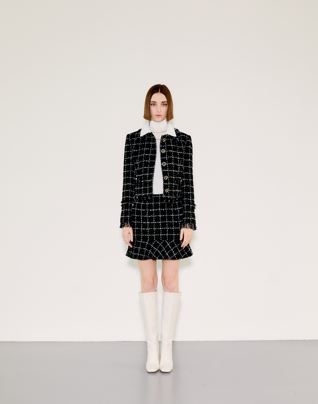 채뉴욕 Check Double Collar Tweed Jacket [White Check] 블루 착용컷