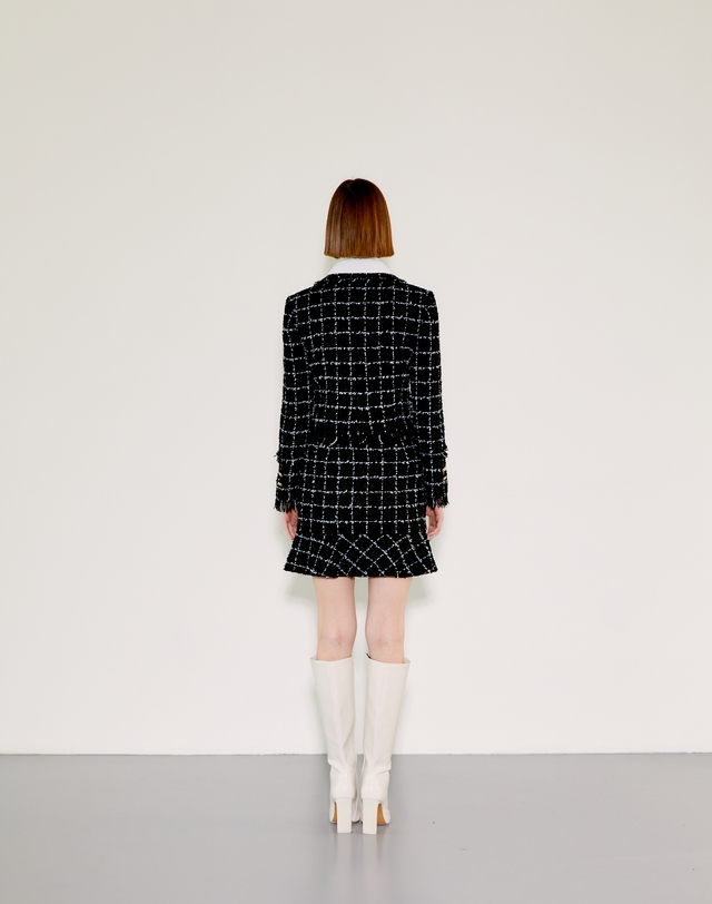 채뉴욕 Check Double Collar Tweed Jacket [White Check] 블루 착용컷