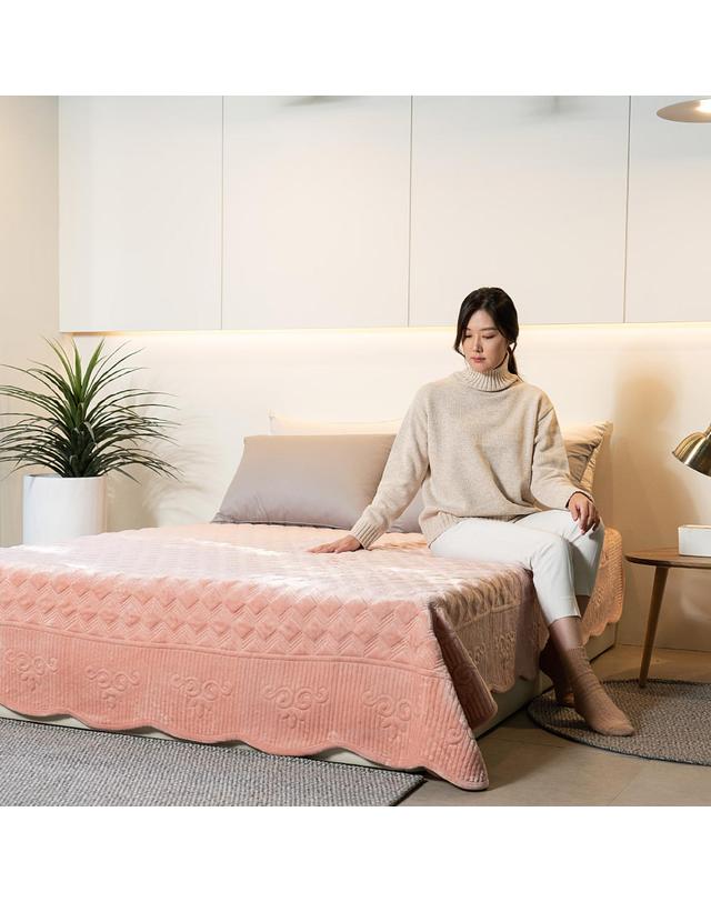 리앤데코 [리앤데코] 두툼한 페로니 극세사 러그 쇼파패드 착용컷
