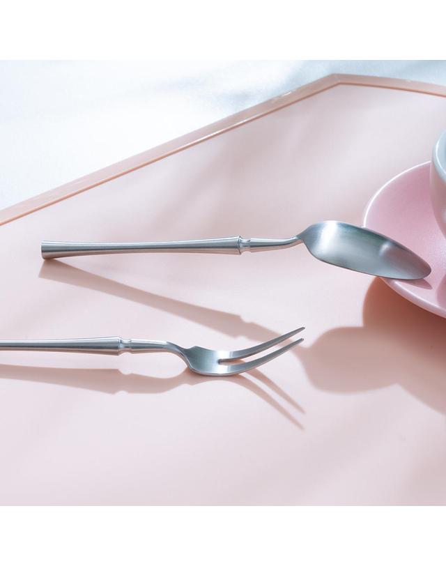 보울 오슬로리빙 루나 티스푼 과일포크 커피스푼 디저트포크 착용컷