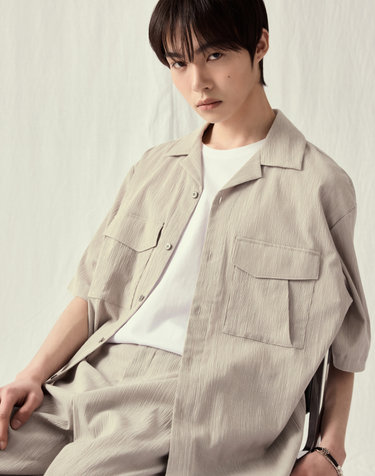 Seersucker Half-Sleeves Shirts (Light Beige)