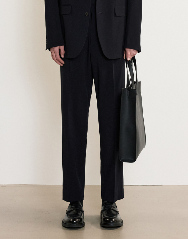 티엔지티 Wool Blend Comfort Set-Up Pants (Dark Navy) 네이비 착용컷