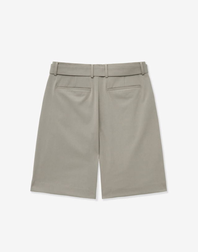 티엔지티 Belted Wide Shorts (Light Beige) 베이지 착용컷