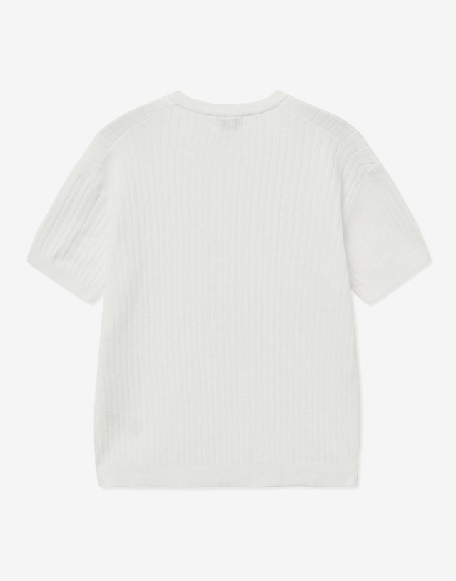 티엔지티 Compact Henley Neck Knit Top (Off White) 미색 착용컷