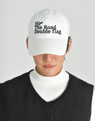 아이보리 남성 레터 그래픽 포인트 볼캡