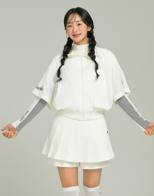 더블플래그 여성 [소매 탈부착] 아이보리 여성 슬리브 그래픽 긴팔 점퍼 착용컷