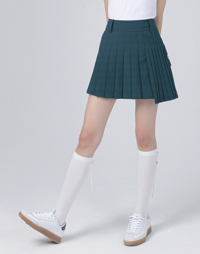 더블플래그 여성 [AIR Cool] 다크그린 여성 펀칭 포인트 반전 플리츠 스커트 진한 초록 착용컷
