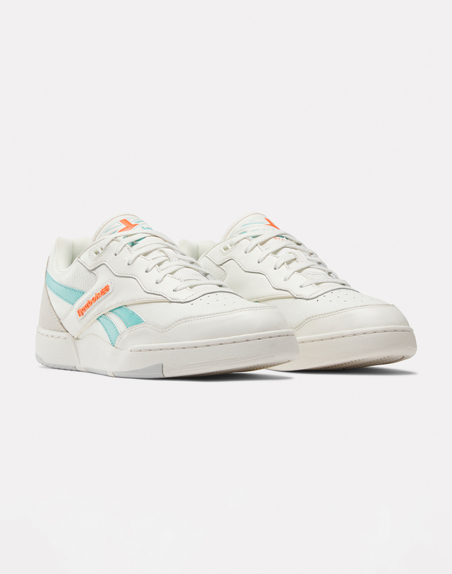 리복 Reebok X Hicks BB 4000 II - 초크:블루 / 100072116 MULTI COLOR 착용컷