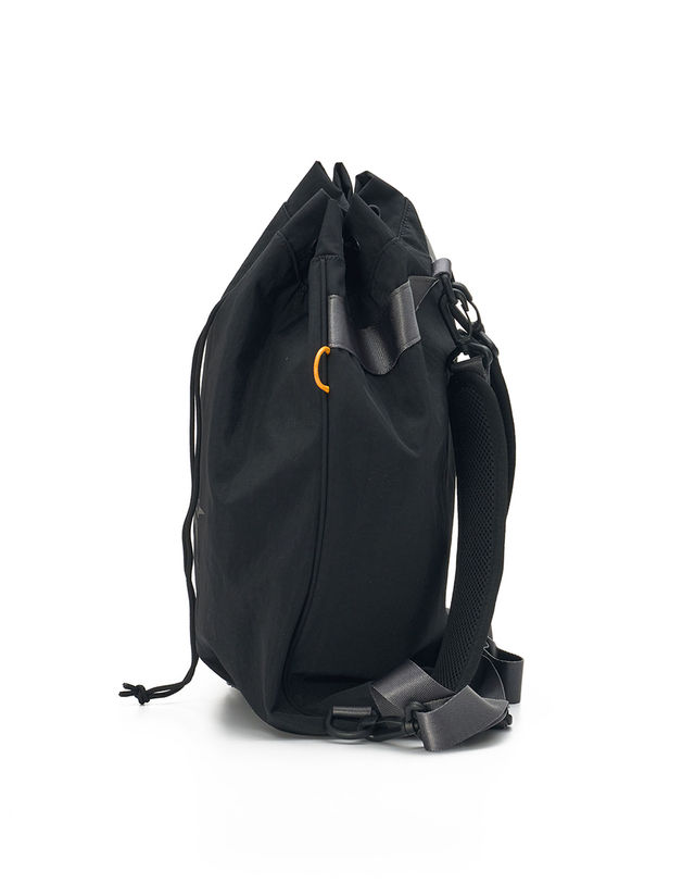 리복 Reebok X RAWROW 2WAY STRING GYM SACK - 블랙 착용컷