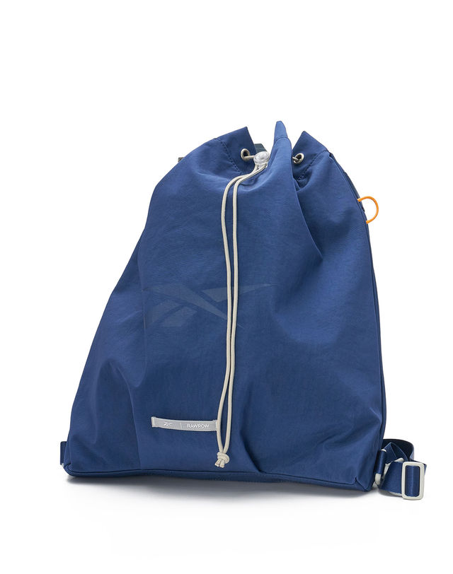 리복 Reebok X RAWROW 2WAY STRING GYM SACK - 네이비 착용컷