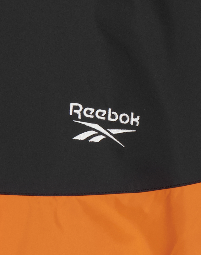 리복 REEBOK x YESEYESEE Trek Jacket 오렌지 착용컷