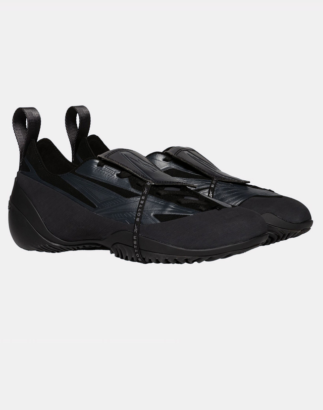 리복 Reebok X BOTTER Energia Bo Kets - 트리플 블랙 / RMIA04GC99MAT0011000 착용컷