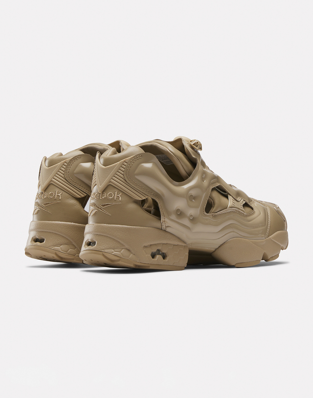 리복 Reebok X NEEDLES 인스타펌프 퓨리 94 - 베이지 / 100207688 크림 착용컷