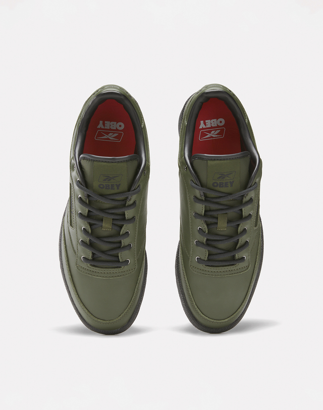 리복 Reebok X OBEY 클럽 C 85 - 카키 / 100220303 초록 착용컷